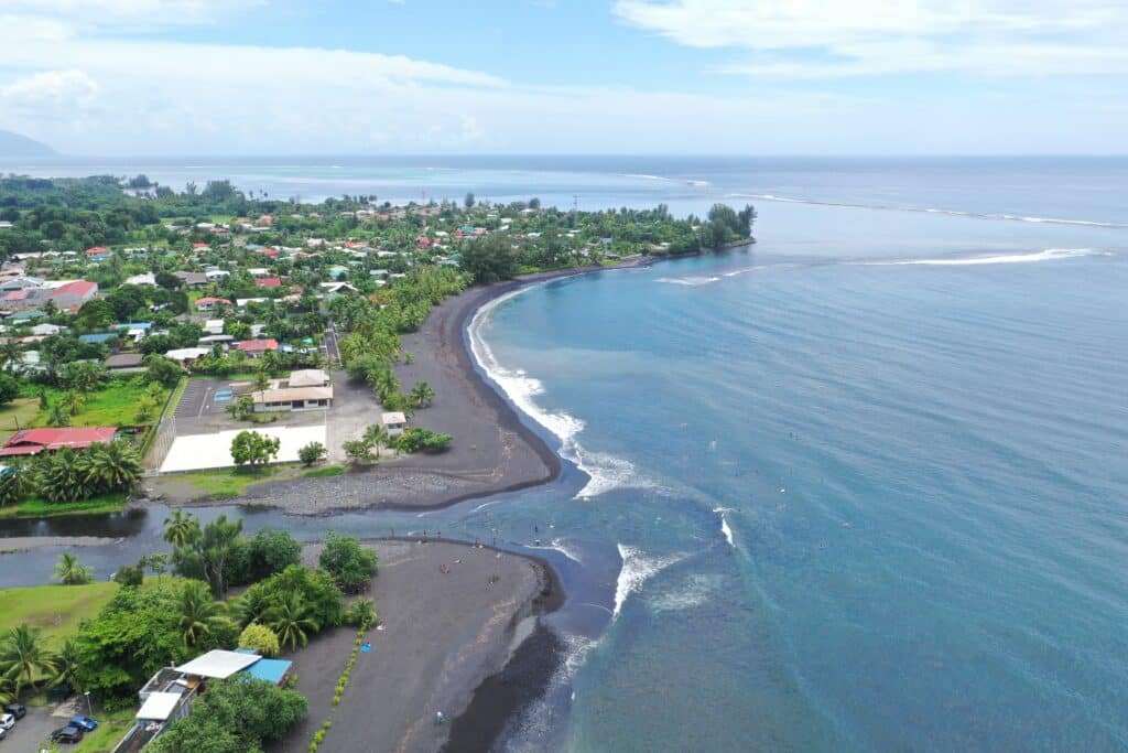 Plage de Taharuu, Tahiti