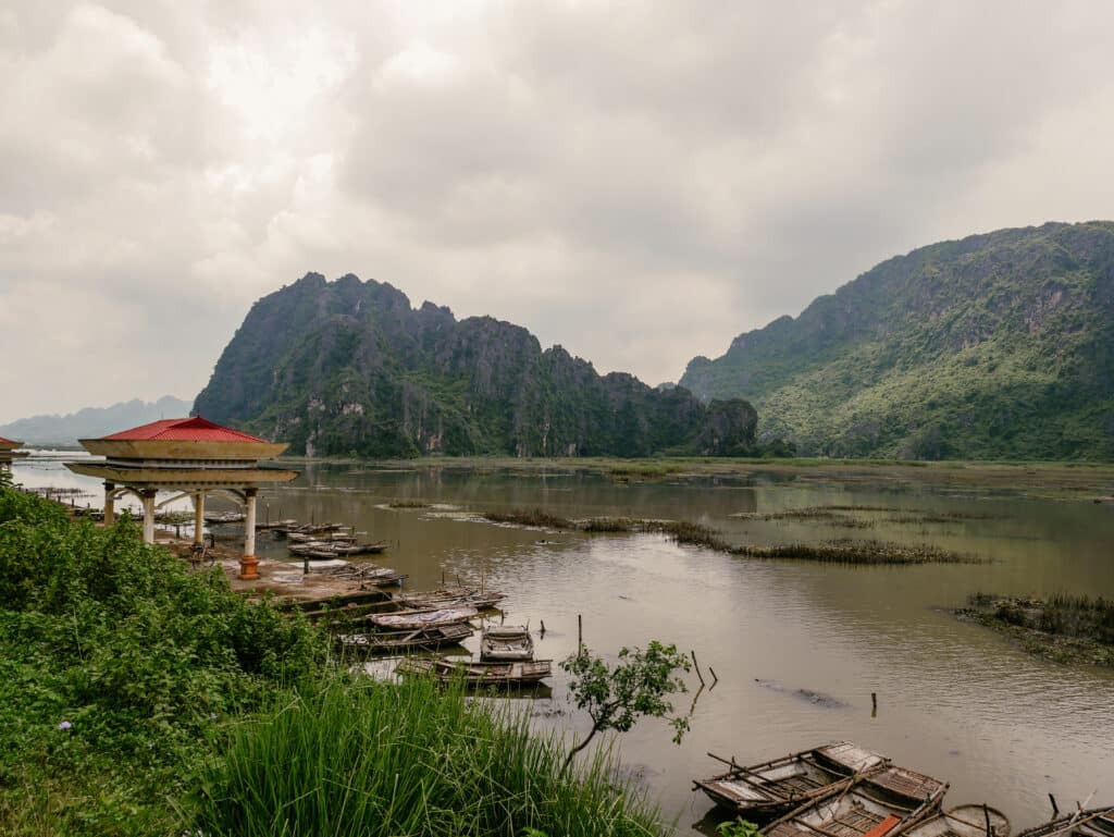 Ninh Binh Sehenswürdigkeiten, Van Long Wetland Nature Reserve, Vietnam
