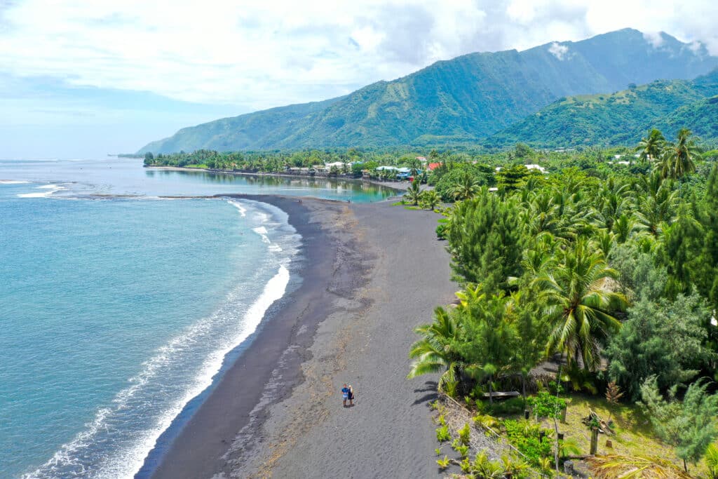 Plage de Taharuu, Tahiti