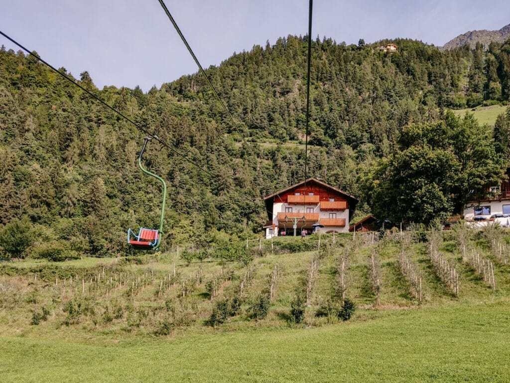 Einzelsessellift von Plars nach Vellau, Südtirol