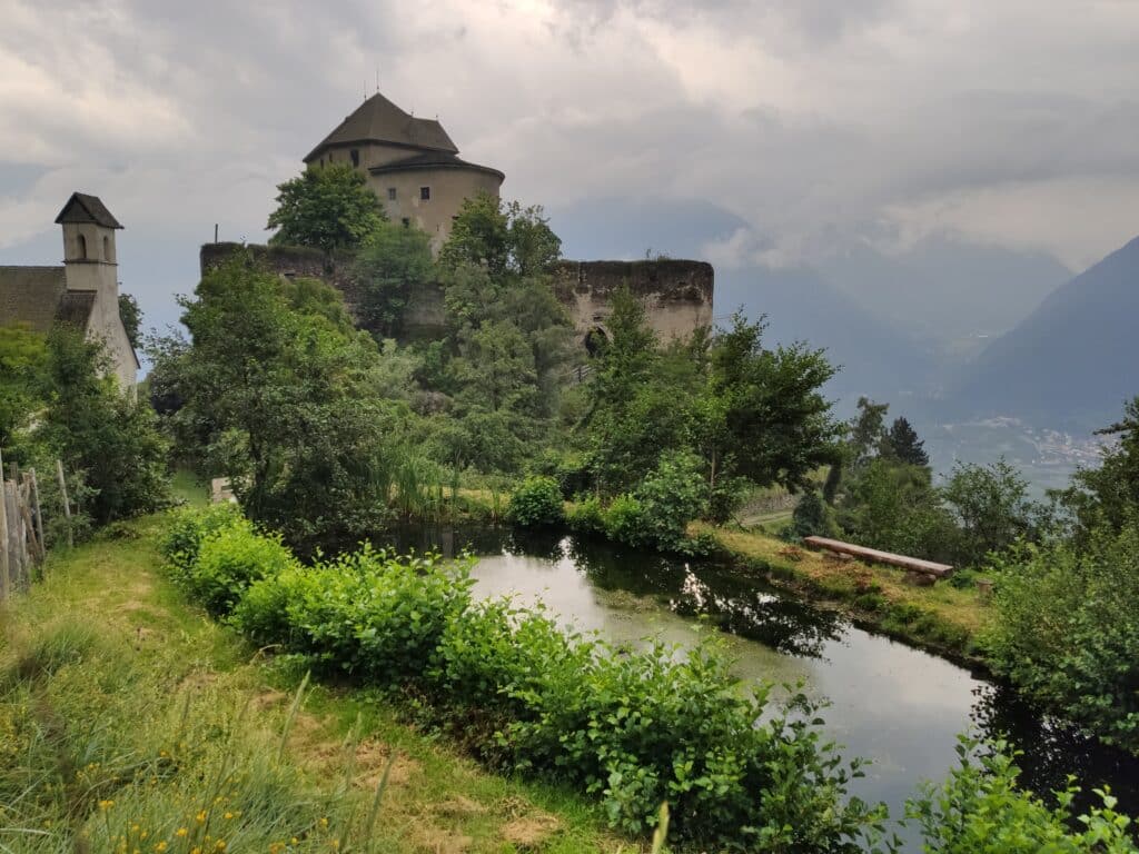 Schloss Annenberg in Goldrhein, Latsch, Vinschgau, Südtirol