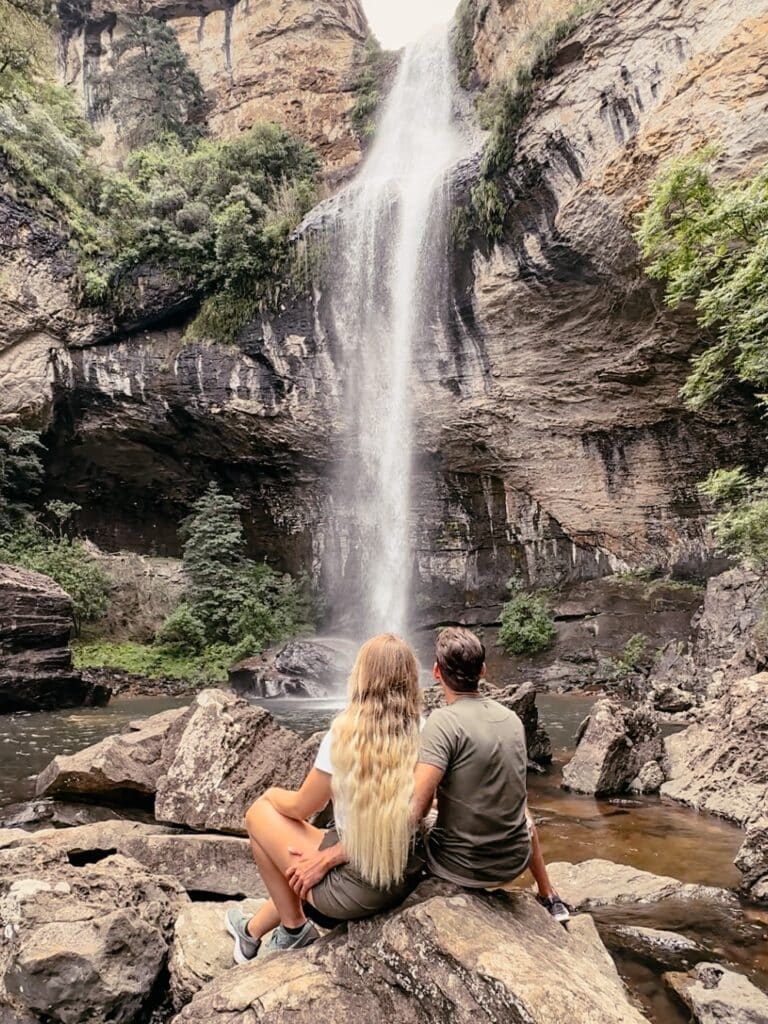 Wandern im Royal Natal Nationalpark, Gudu Falls, Drakensberge Südafrika