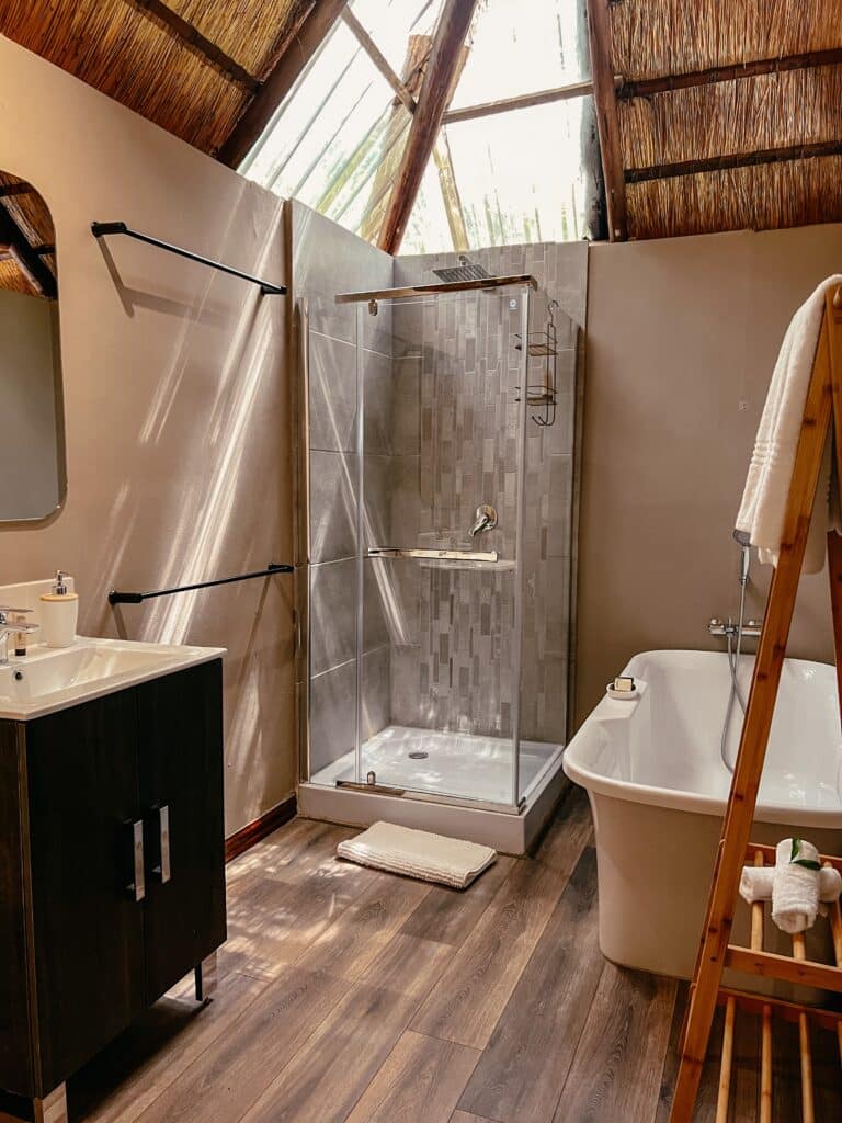 Makhasa Game Lodge, Safari, Südafrika