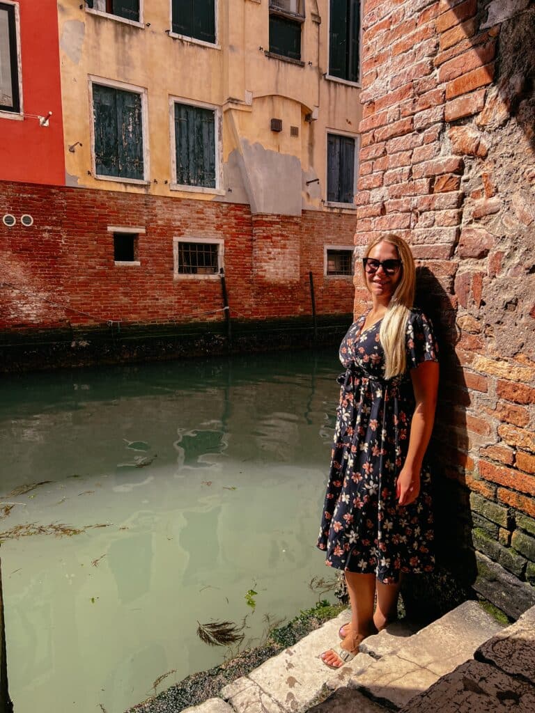 Engste Gasse von Venedig, Venedig Sehenswürdigkeiten & Geheimtipps, Cannaregio, Italien