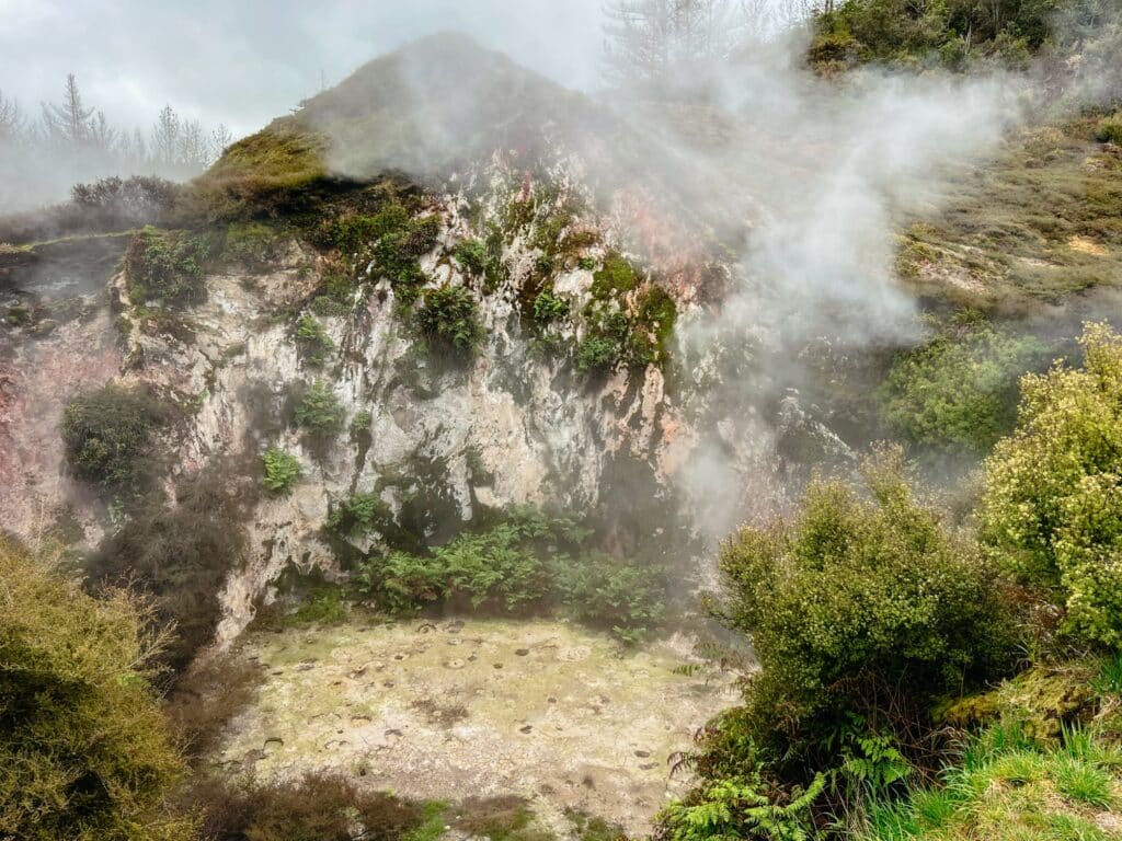 Taupo Sehenswürdigkeiten, Nordinsel, Neuseeland, Craters of the Moon