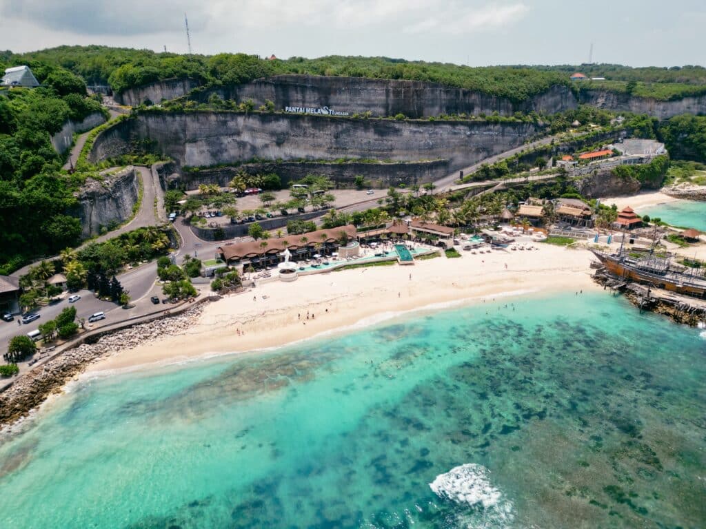 Melasti Beach, Ungasan, Bali, Indonesien, Südostasien