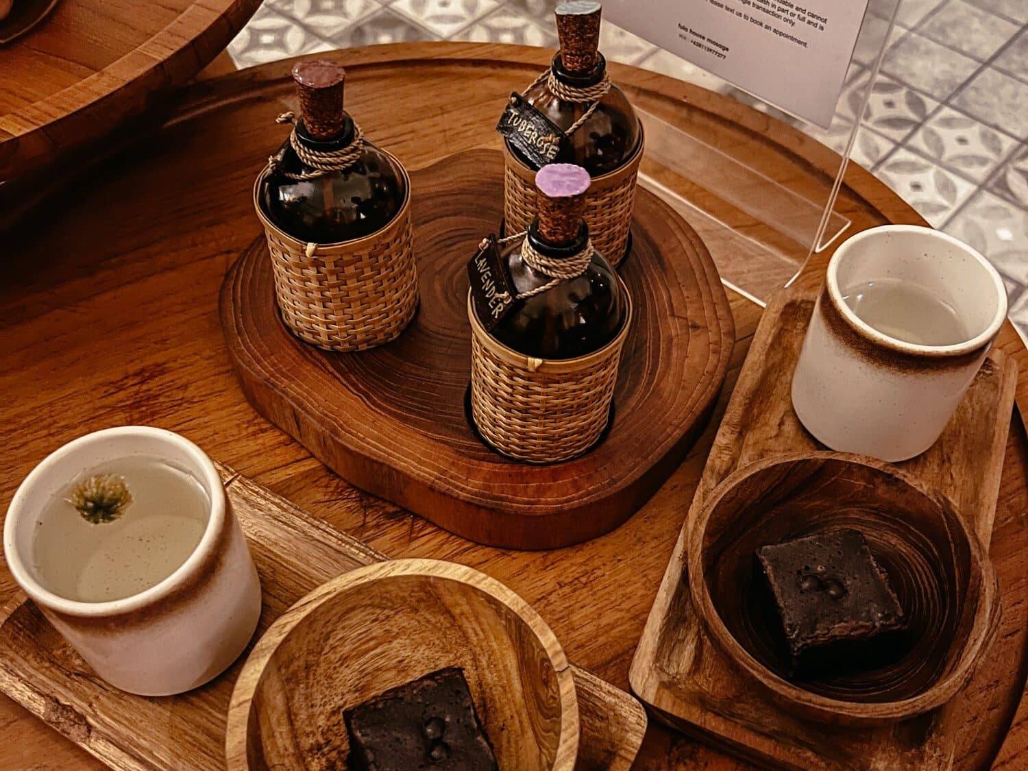 Bali Spa, Massagen auf Bali, Uluwatu, Indonesien, Südostasien