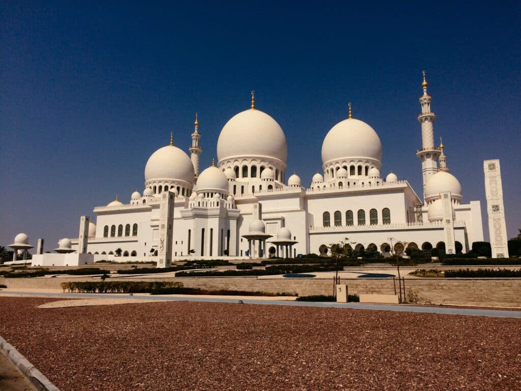 Scheich Zayed Moschee, Abu Dhabi Sehenswürdigkeiten, Vereinigte Arabische Emirate