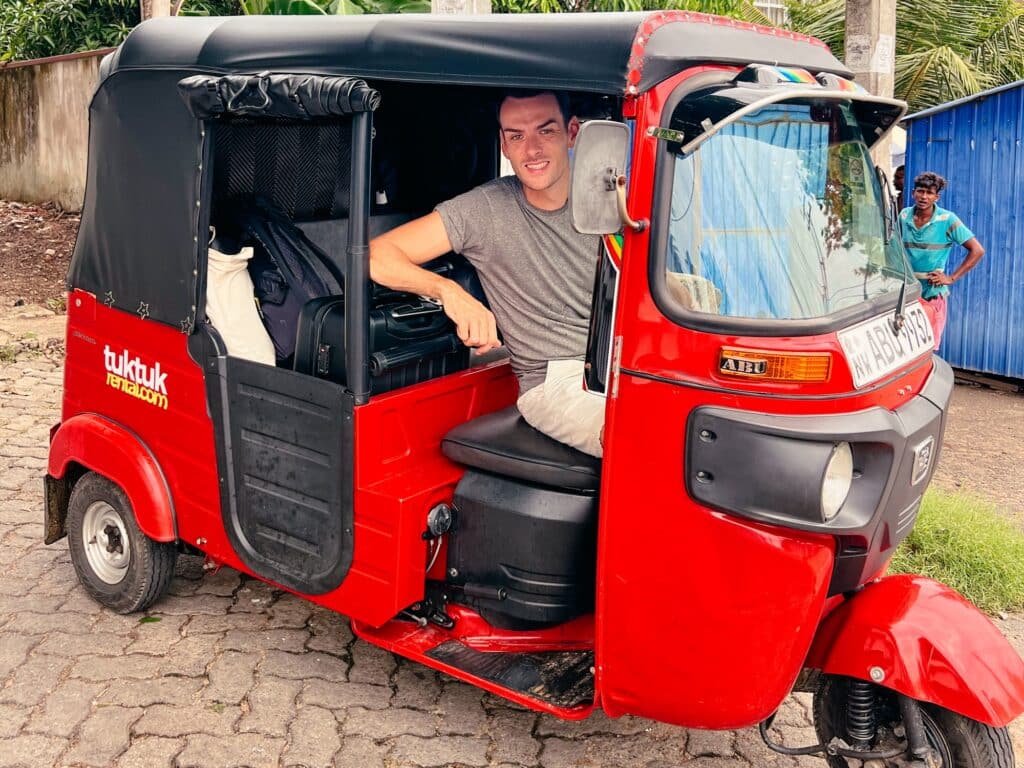 Tuk Tuk Fahren in Sri Lanka