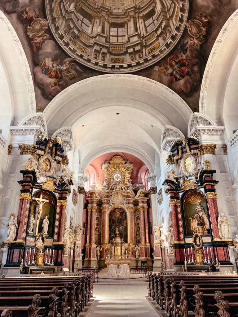 Katholische Kirche St. Martin in Bamberg von Innen
