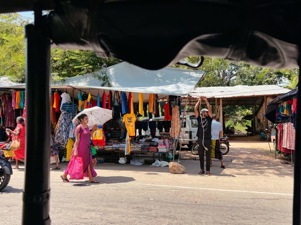 Tuk Tuk Rundreise durch Sri Lanka