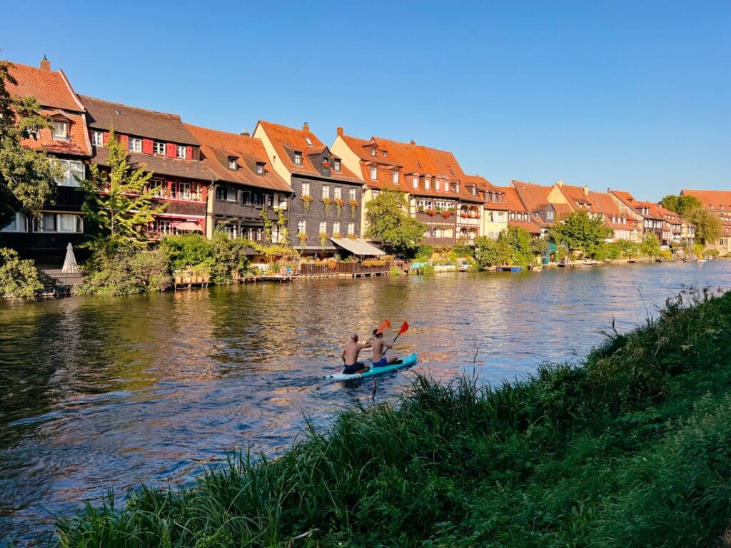 Spaziergang durch Klein Venedig in Bamberg entlang der Regnitz