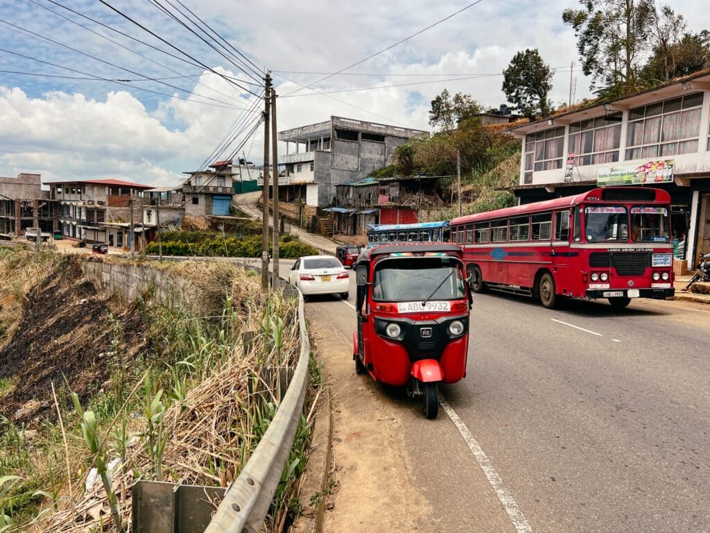 Fahrt von Ella nach Nuwara Eliya mit dem Tuk Tuk, Sri Lanka