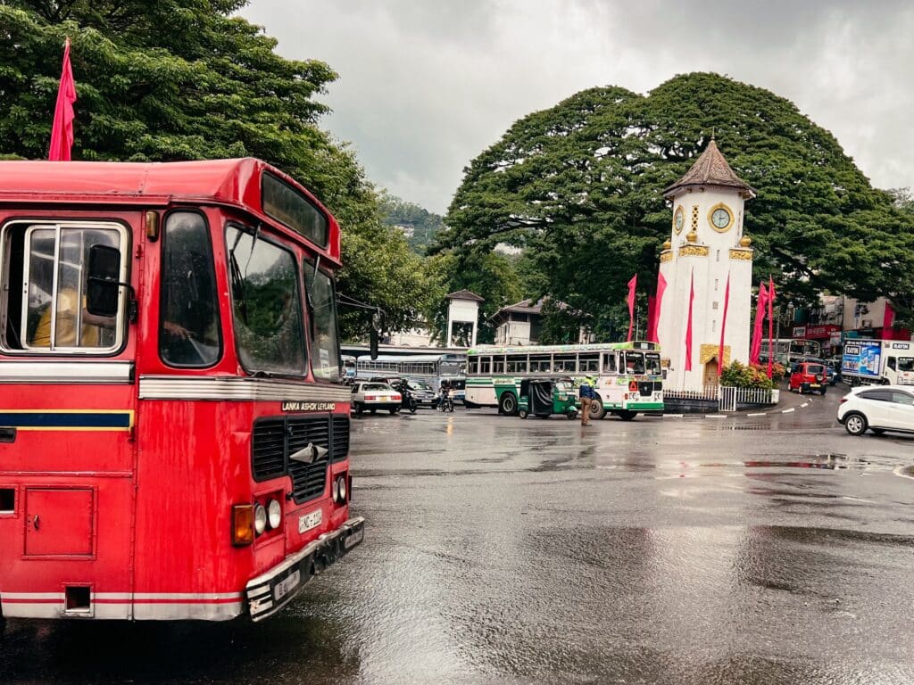 Kandy Clock Tower, Kandy Sehenswürdigkeiten, Sri Lanka