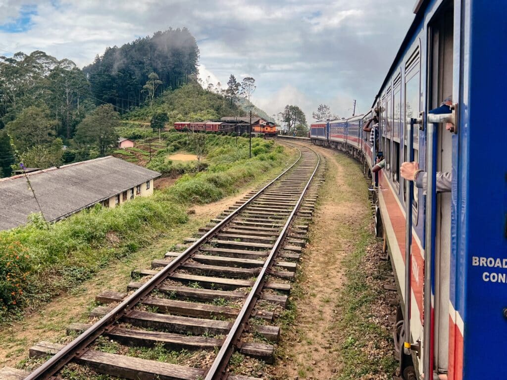 Zug fahren in Sri Lanka