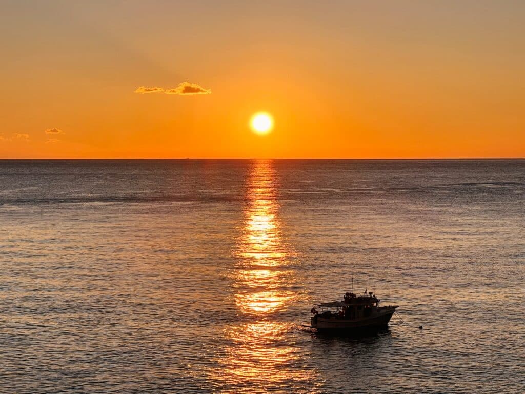 Manarola zum Sonnenuntergang, Cinque Terre Sehenswürdigkeiten, Italien, Europa