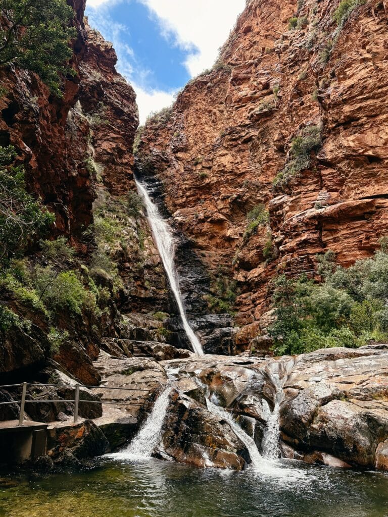 Meiringspoort Wasserfall, Meiringspoort Pass, De Rust Sehenswürdigkeiten, Route 62, Südafrika