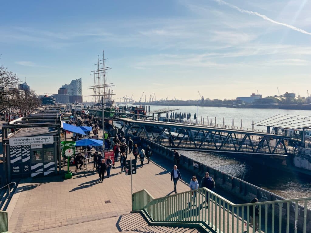 Landungsbrücken, Hamburg Sehenswürdigkeiten, Deutschland, Europa