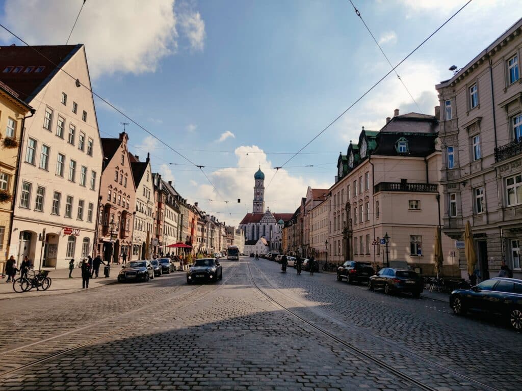 Maximilianstraße in Augsburg