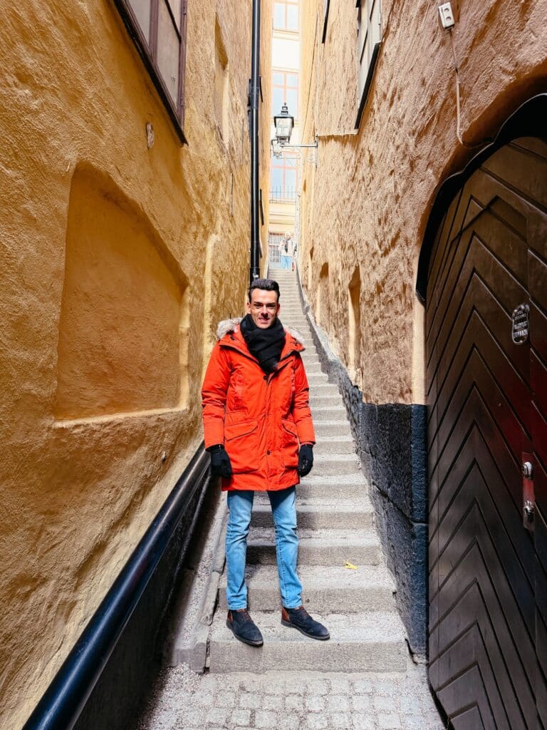 Die schmalste Gassen von Stockholm in der Altstadt Gamla Stan, Stockholm Sehenswürdigkeiten, Schweden