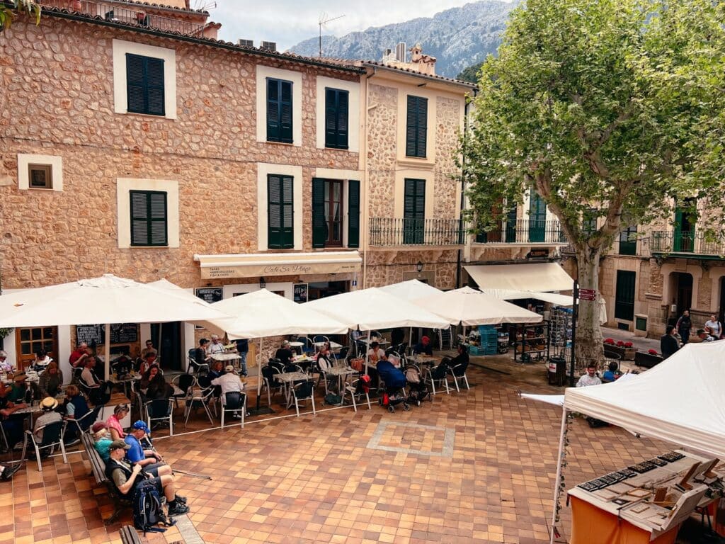 Unterwegs in der Altstadt von Fornalutx Mallorca