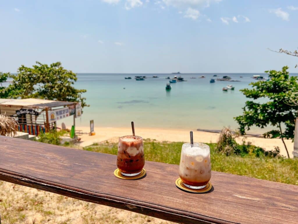 40six Beach Haus: Kaffee mit Aussicht am Ganh Dau Beach auf Phu Quoc, Vietnam