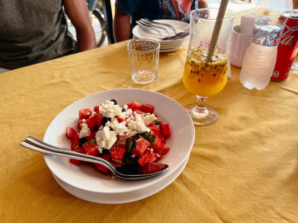 vegetarisch Essen Phu Quoc - im Eat Pray Love Phu Quoc in Vietnam gibt es Wassermelonen-Feta-Salat!