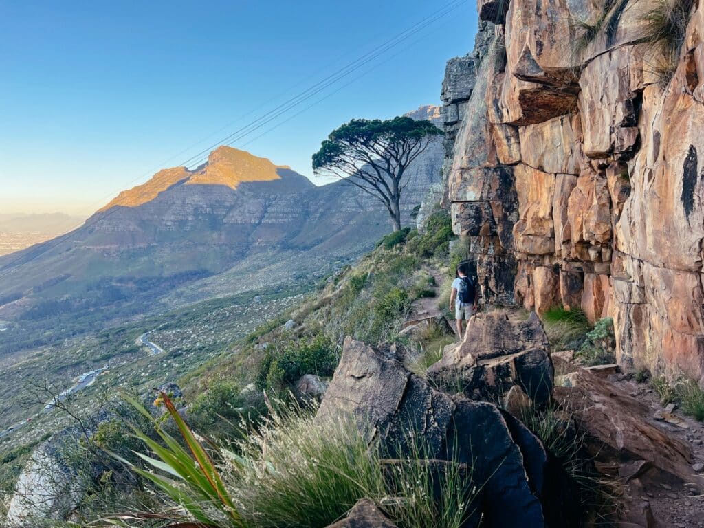 Wandern in Kapstadt auf den Tafelberg über den India Venster Hiking Trail, Südafrika